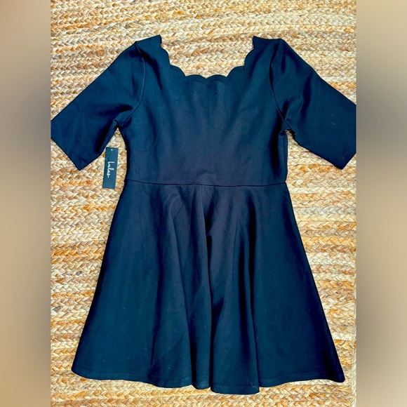 NWT Large Black Lulus Scalloped Neckline Skater Dress - Picture 6 of 6
